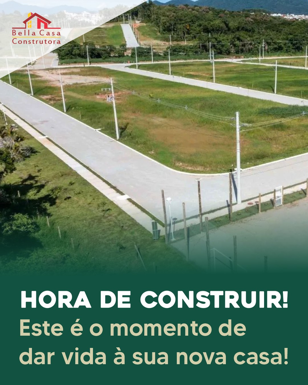 Tem um terreno e ainda não começou a construir?
A Bella Casa Construtora cuida de tudo para você.

Gerenciamos toda a obra, com equipe especializada e início rápido.
Você não precisa contratar profissionais nem comprar materiais.

Entregamos a casa pronta, com as chaves na sua mão.

Fale conosco pelo WhatsApp.
Atendemos Garopaba, Imbituba e região (até 40 km).